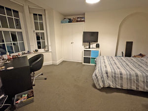 Photo 5- click for photo gallery